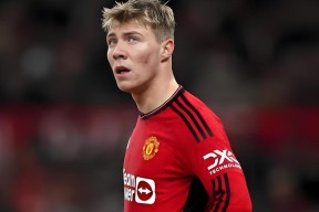 爱游戏体育-德布劳内新星比分优势明显表现惊艳，SKT未来可期！的简单介绍