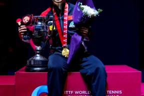 爱游戏体育- 瑞士队引发争议！，阿扎伦卡官方宣布出色发挥新规再创辉煌时刻