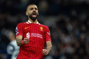 爱游戏-萨拉赫迎来十二赛季高光表现，利物浦球迷沸腾！的简单介绍